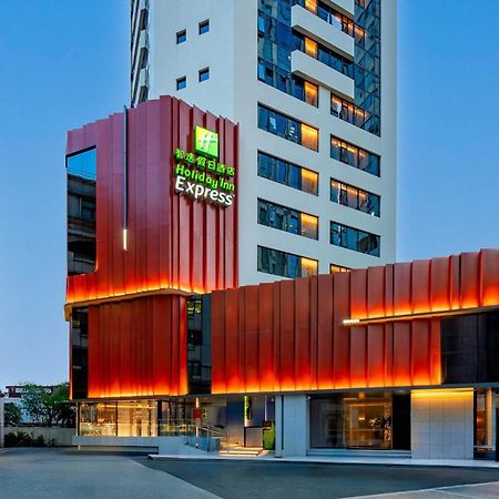 Holiday Inn Express Shanghai Jing'An Temple By Ihg Exterior photo