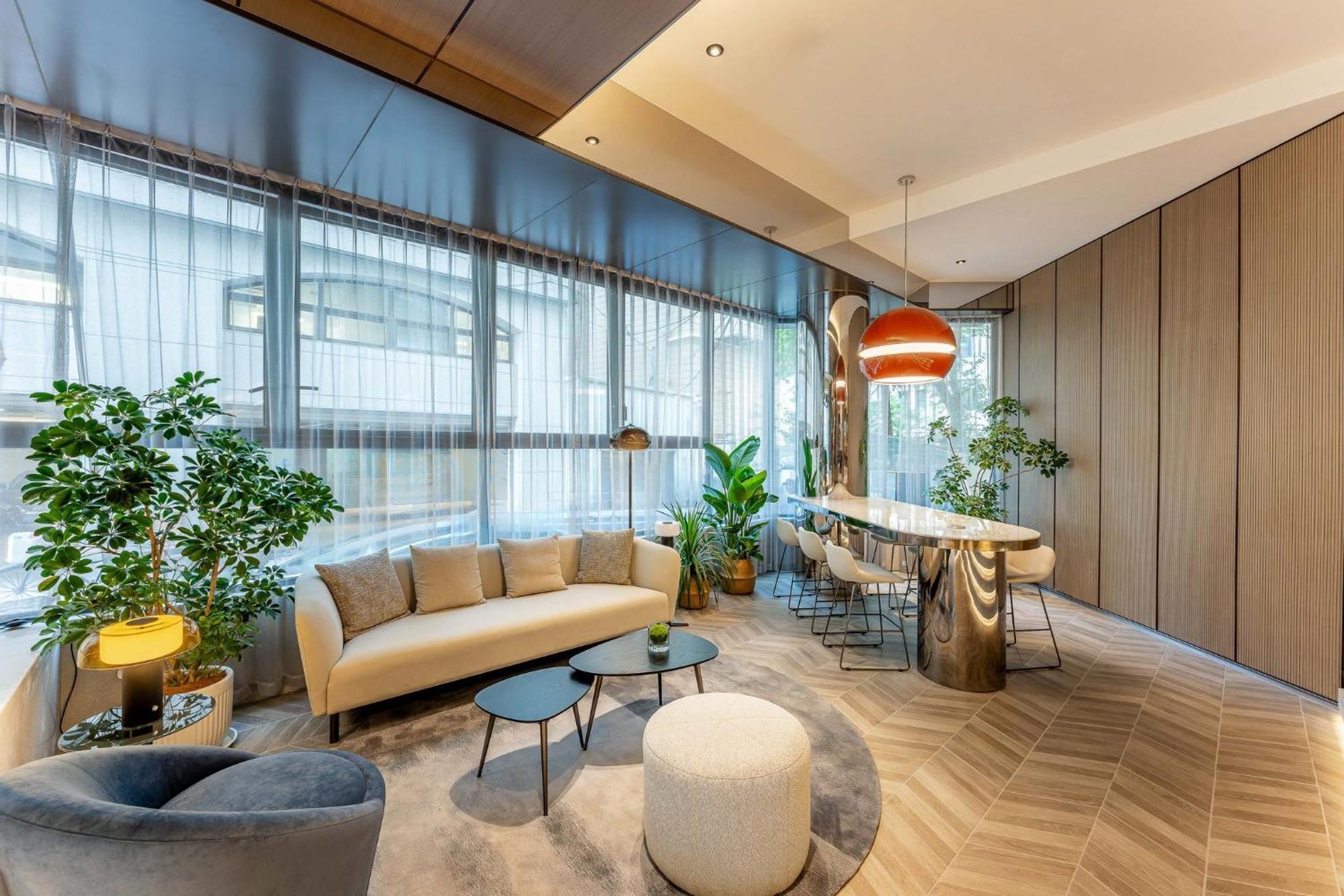 Holiday Inn Express Shanghai Jing'An Temple By Ihg Exterior photo